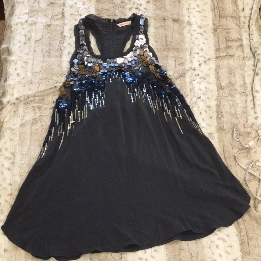 Silk blend, sequin, part dress.